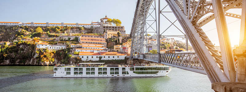 Porto stad vid floden, i norra Portugal.